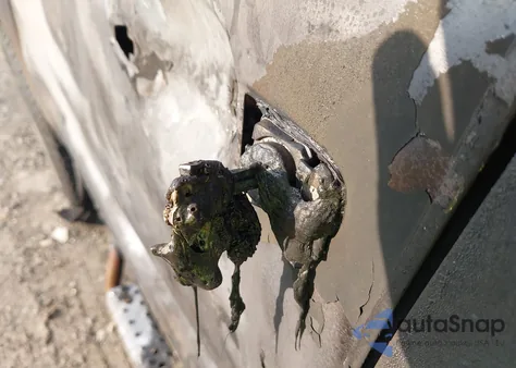 2015 Toyota Tacoma Base V6 z USA, uszkodzony, nr VIN 5TFLU4EN7FX136087